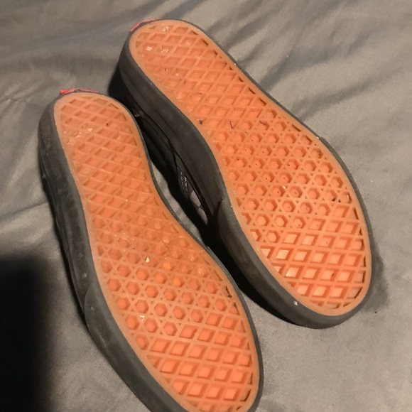 Vans - Picture 2 of 3